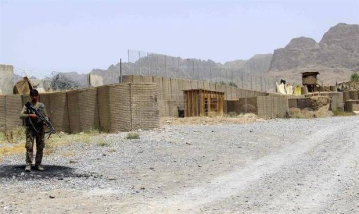 Al menos 26 soldados muertos en un ataque talibán a una base militar en Afganistán
