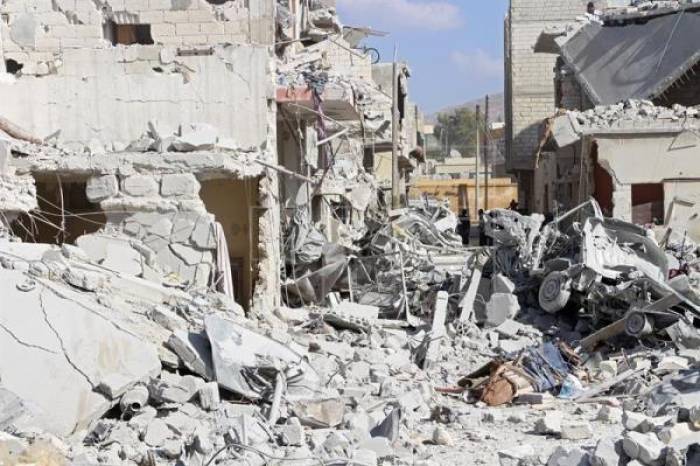 Fuerzas pro Al Asad, a 5 kilómetros de la urbe de Mayadín, controlada por el EI
