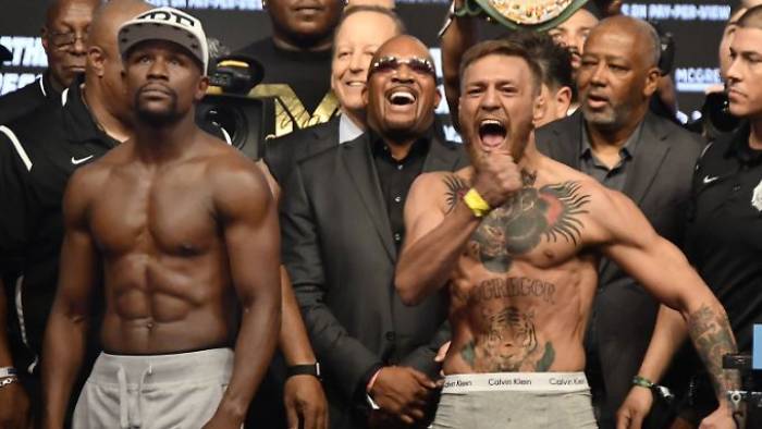 Mayweather prügelt sich mit McGregor
