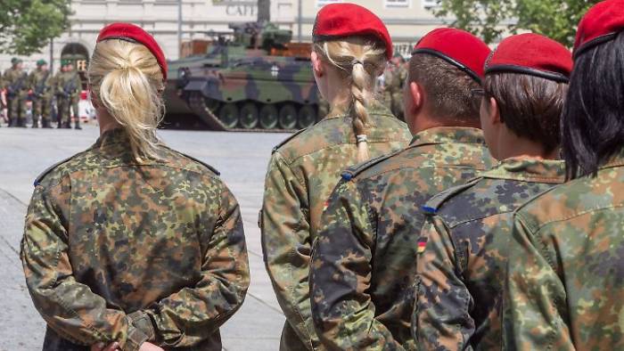 Bundeswehr wirbt mehr Minderjährige an