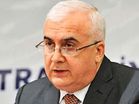 İsmət Abbasov komissyadan çıxarıldı