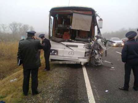 Rusiyada azərbaycanlıların mikroavtobusu avtobusla toqquşdu: 4 ölü, 6 yaralı - VİDEO