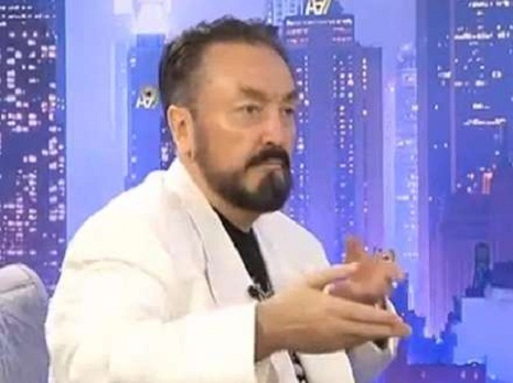 Harun Yəhya narahatdır