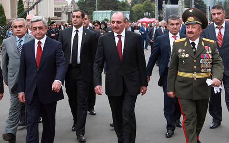 Armenian president arrives in Azerbaijan