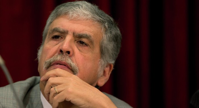 Investigan a exministro argentino por irregularidades en incentivos a petroleras 