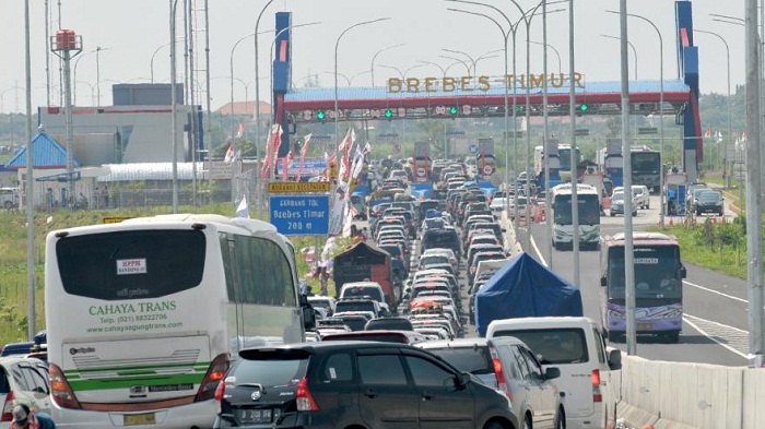 Indonésie : douze morts dans un embouteillage qui a duré trois jours