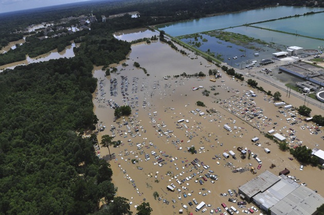 “Inundaciones en Luisiana reflejan la crisis en todo EEUU“ 