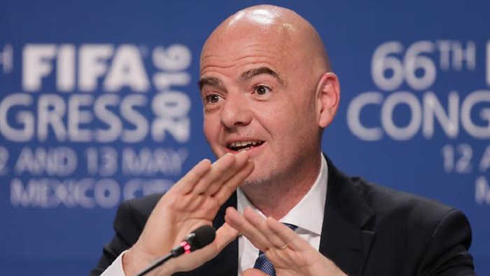 Berät Fifa-Ethikkommission über Infantino?