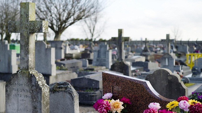 Un cadavre attend au funérarium depuis 2015