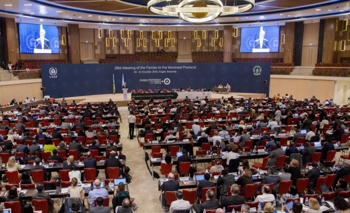 Casi 200 países alcanzan en Ruanda un acuerdo clave para reducir gases de efecto invernadero