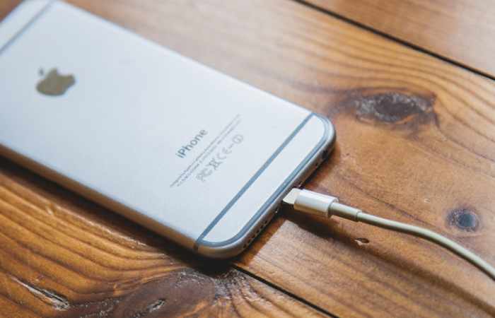 You're killing your iPhone with these 7 charging mistakes