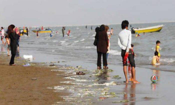 Iran : la police autorisée à faire la chasse aux femmes sur les plages privées