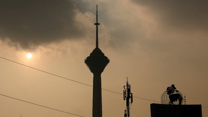 Iran: des écoles resteront fermées lundi pour cause de pollution