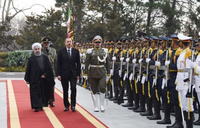 Téhéran: cérémonie d'accueil officiel du président azerbaïdjanais Ilham Aliyev - PHOTOS