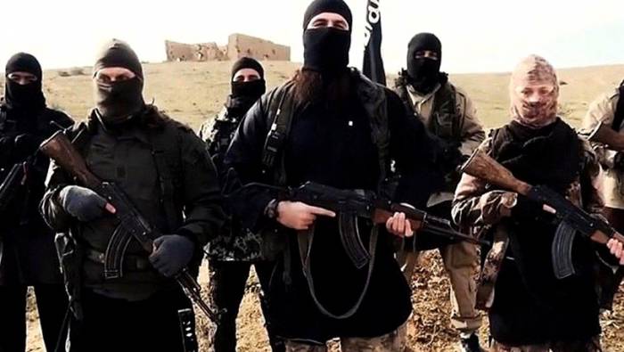 İŞİD geri çəkilir, terrorçular təslim olur
