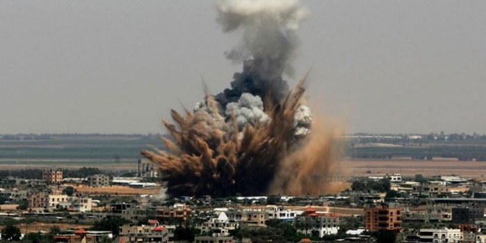 Israel strikes Gaza militant posts after rockets fired at Israel