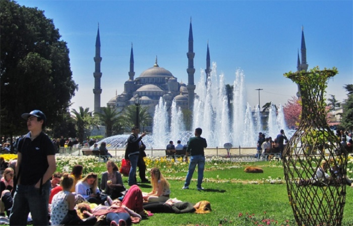 Azərbaycanlılar istirahət üçün İstanbula axışır - Statistika