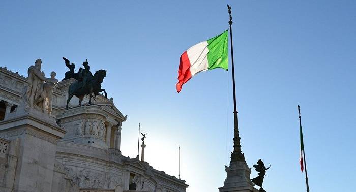 El canto de los italianos adquiere el estatus de himno oficial de Italia