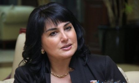 Xanım deputat:  `Səsimizi çıxartsaydıq, qızlarımız da belə olmazdı`