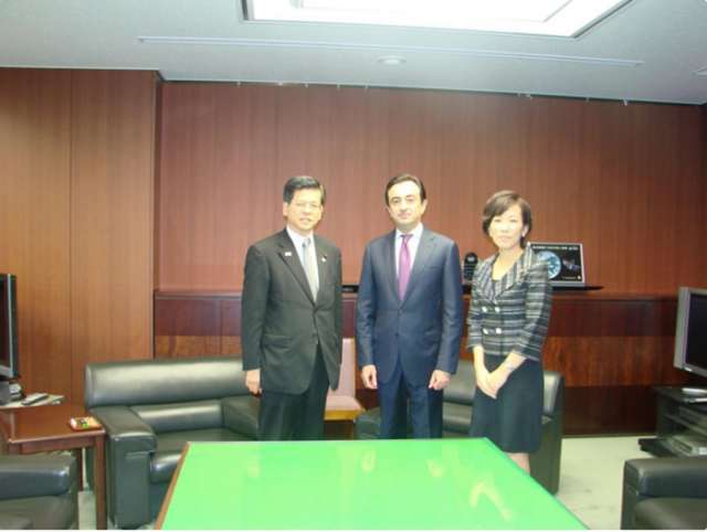 Azerbaijan, Japan discuss bilateral ties in various spheres