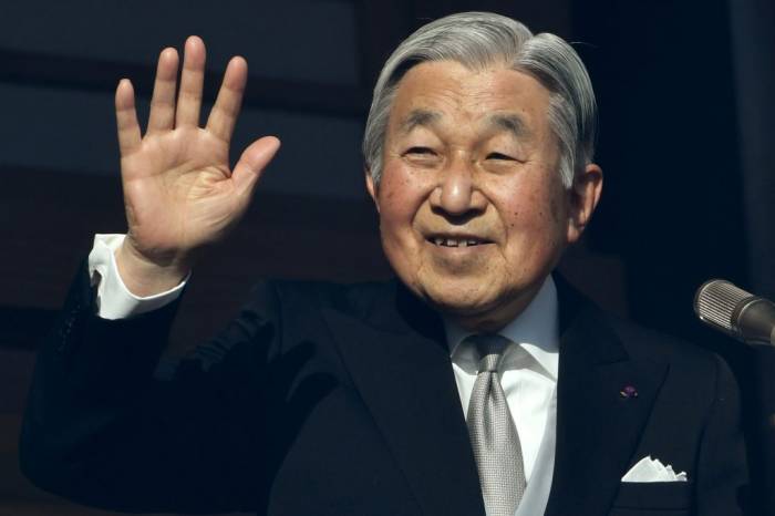 L'empereur du Japon abdiquera en 2019

