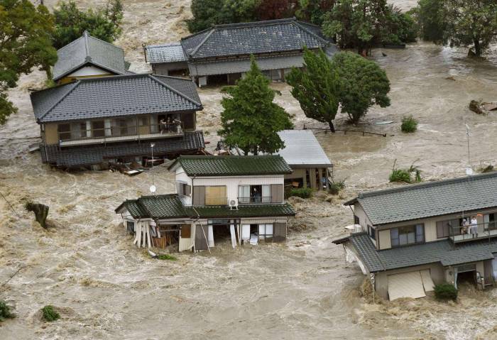 Japon: le bilan des inondations monte à 18 morts