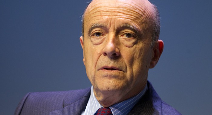Juppé insiste en que no sustituirá a Fillon como candidato conservador