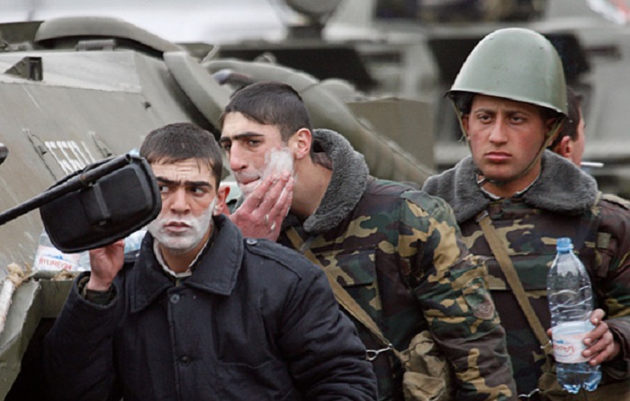 El ejército armenio carece de armas