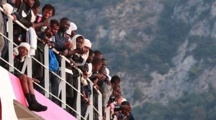 إسبانيا تنقذ 55 مهاجراً في المتوسط