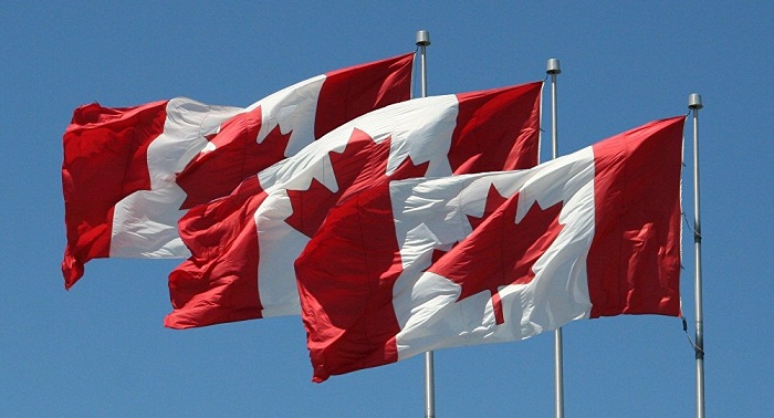 La moitié des Canadiens est à 200 dollars de l`insolvabilité