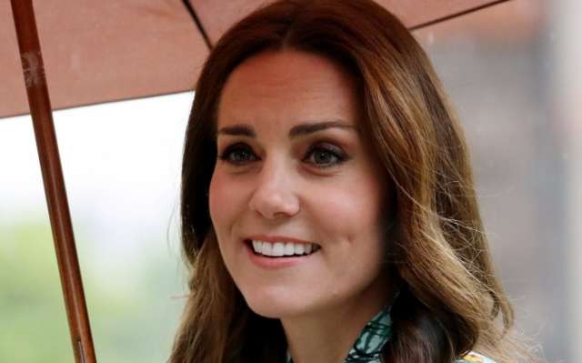 Duchess wins damages over topless photos
