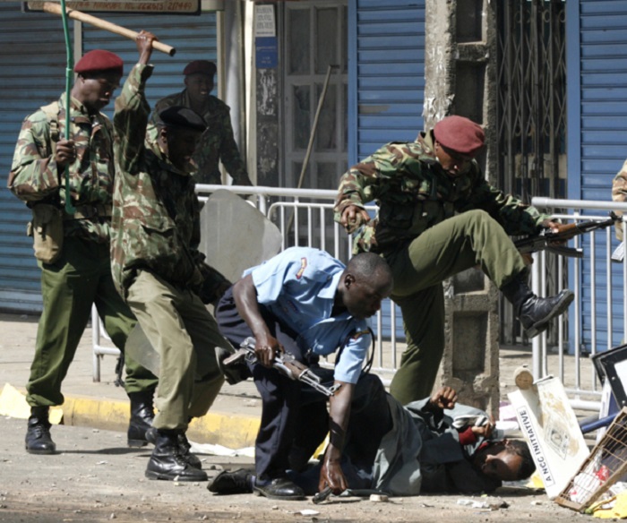 Hombres armados atacan la casa de vicepresidente keniano Ruto