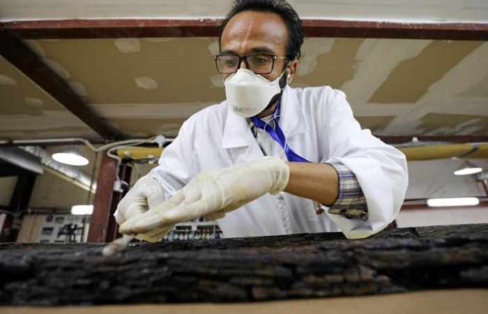 Egypt unearths part of ancient King Khufu's boat