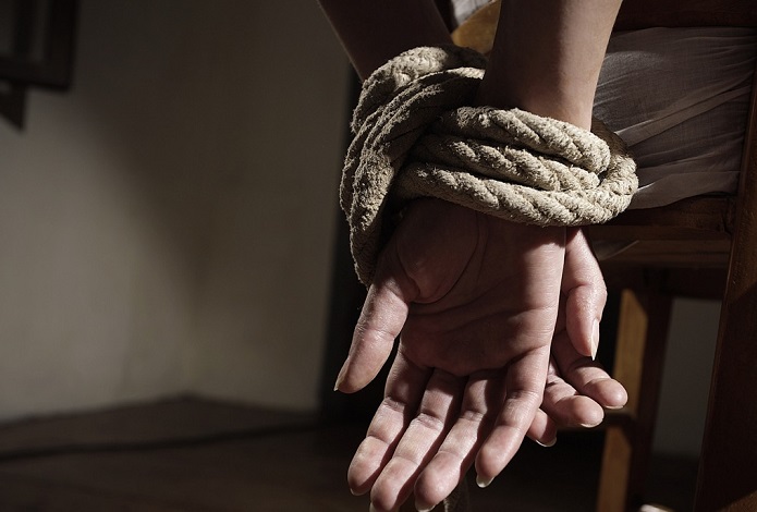 Italy says 2 kidnapped Italians, 1 Canadian freed in Libya 