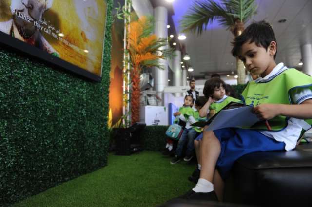 معرض الكويت للكتاب الـ 42 يولي الطفل اهتماماً خاصاًصور