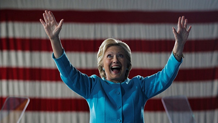 Klinton 5 ştatda liderlik edir - Proqnoz