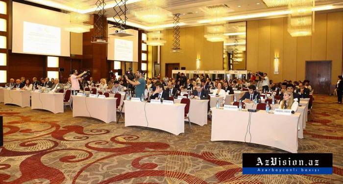Se celebra la conferencia internacional en Bakú