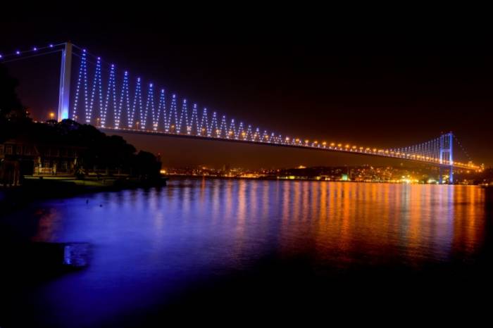 L’un des ponts d’Istanbul sera illuminé aux couleurs azerbaïdjanaises