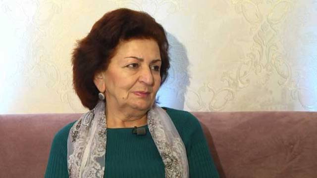 Tanınmış aktrisanın oğlu həbsdə öldü 