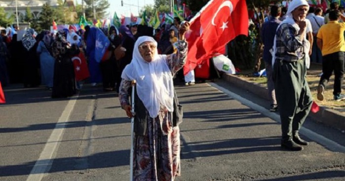 Türkei: Kurden solidarisieren sich mit Erdogan gegen Putschisten