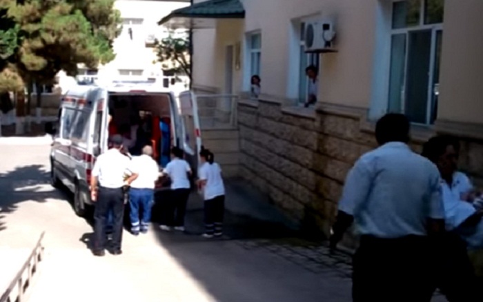 1 ailənin 6 üzvü qəzada yaralandı - Video