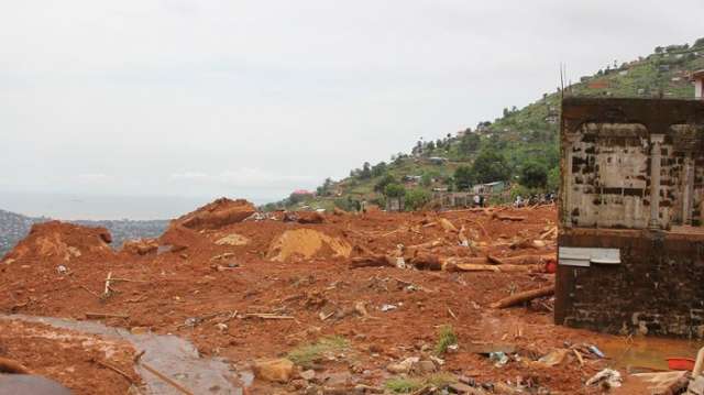 فيتنام.. مصرع 44 وفقدان 19 في آخر حصيلة لضحايا إعصار "دامري"