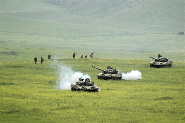La guerre d`usure de l’Azerbaïdjan: Une nouvelle stratégie pour résoudre le conflit du Karabakh?