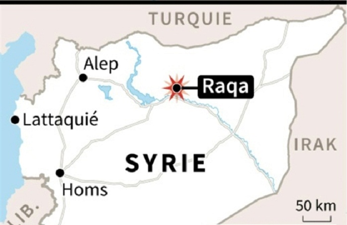 La France bombarde massivement le fief de Daesh à Raqa
