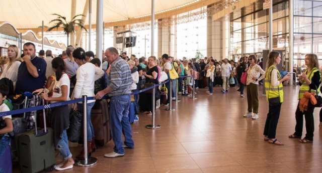 The U.S. might expand the laptop ban to flights from 71 airports