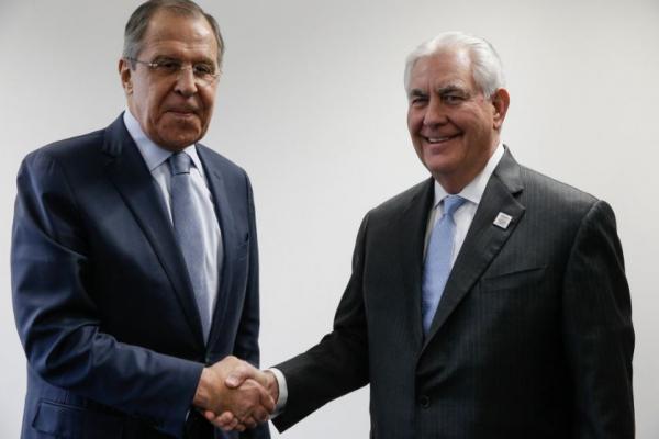 Lavrov və Tillerson Suriya problemini müzakirə edib