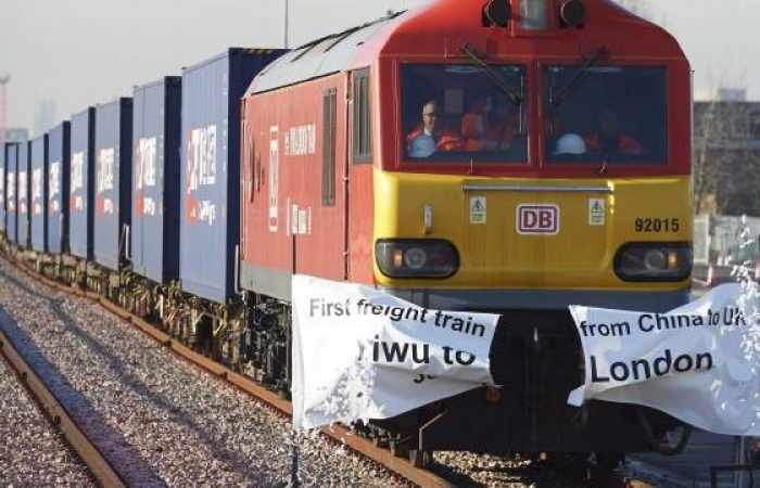 Le premier train direct de Londres est arrivé en Chine