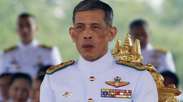 Roi de Thaïlande: enquête après un article de la BBC