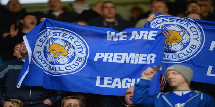 La joie intense des joueurs de Leicester après leur titre de champion d`Angleterre - VIDEO
