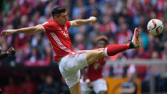 Transferticker: Real spricht mit Lewandowski